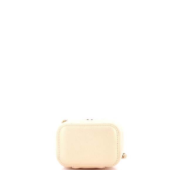 Chanel Classic Pearl Vanity Case With #206069C30B - Picture 4 of 6